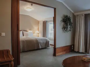 ホーム ホテル スメディアン