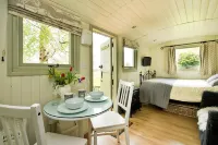 Luxurious Camping Cottage in Nordley, No Deposit
