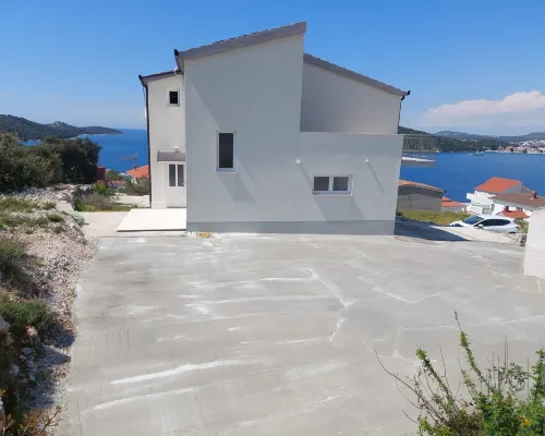 Apartments BruLo Hotels in Razanj