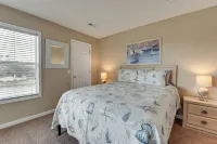 Walk to Beach North Myrtle Condo! - spa