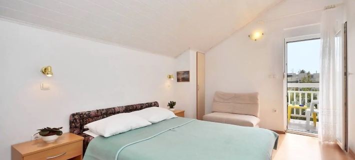 Apartment Toma Hotels in Оміш