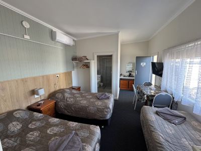 Blue Lake Motel