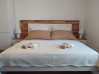 Apartments Neda Hotels in Sutivan