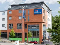 Travelodge Camberley Central - 3-Star