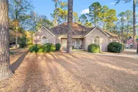 +Golf Cart +Jacuzzi + Ping Pong + 0.6 Miles to Historic Village and Pinehurst #2