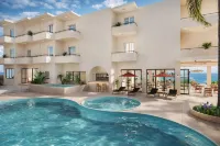 Cavo Notos Beach Hotel - Uima-altaat
