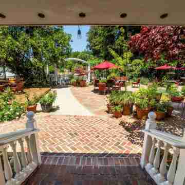 Inn at Occidental Hotel Exterior