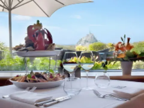 Le Relais Saint Michel Hotels in Pontorson