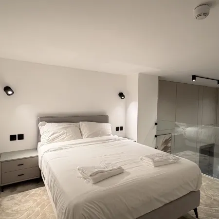 101 Tara-Jre Al Lweibdeh 2Bdr Duplex Apartment