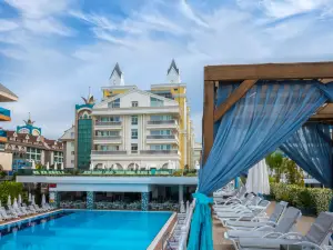 Dream World Resort & Spa