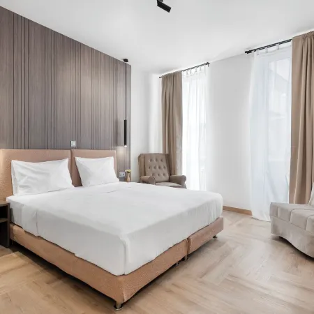 Athenian Heart Suites