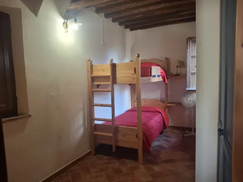 House with Private Garden in the Crete Senesi