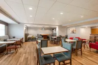Hampton Inn la Junta - breakfast