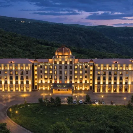 Eighty Eight Deluxe Hotel & Spa