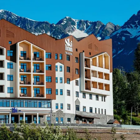 Ski Inn Spa Hotel Rosa Khutor