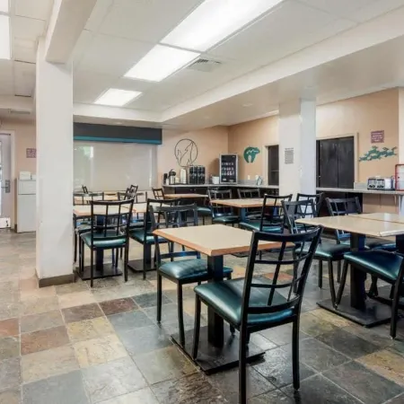Turquoise Inn and Suites Cortez Near Mesa Verde