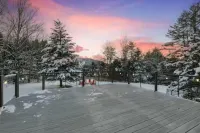 Red Feather Lodge