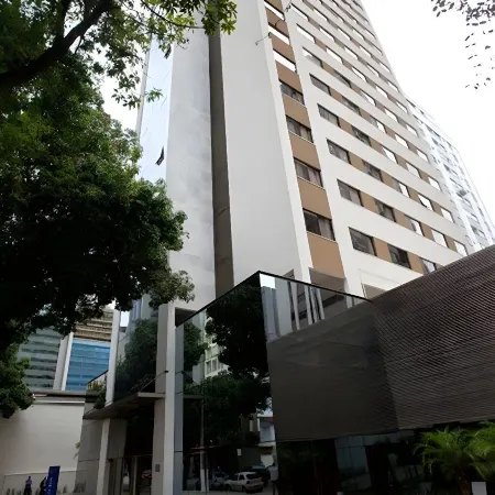 Hotel Vivenzo Savassi Belo Horizonte Отели рядом с достопримечательностью «Площадь Савасси»