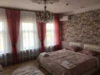 Nadezhda Hotel 葉列茨酒店