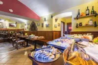 Hotel Klarinn Prague Castle - breakfast