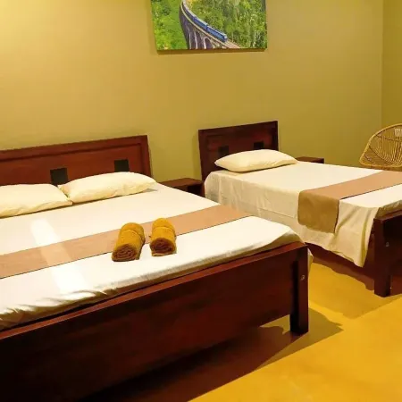 Edward's airport guest in Negombo located 2.1  mile from Colombo Bandaranaike International Airport