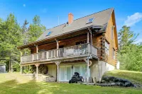 Hike, Explore & Unwind: Rustic Maine Getaway - Alloggi