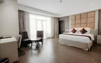 Tara Hotel Yogyakarta - parking