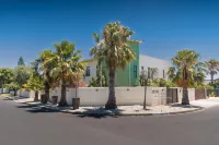 Capetown 4U Guesthouse - Bed and Breakfasts