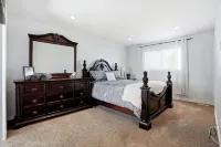 Spacious 4BR-4BA House for Large Families & Group in Stonebridge - stanze in case private