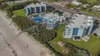 Oceanique Resort - Beach