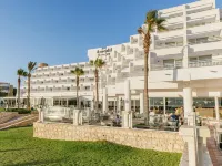 Amadil Ocean Club Hoteles cerca de Cité Essalam