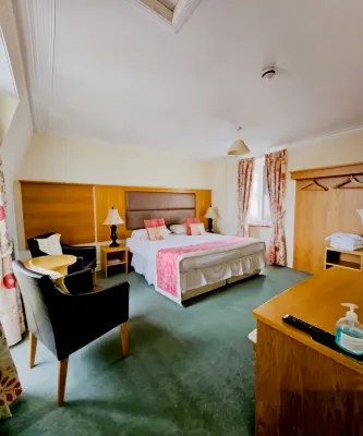 Homesly the Station Hotel - 3-Star