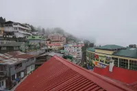 Hotel Dip Palace- Mall Road - 3-Star