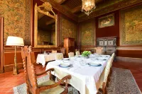 Chateau de Paraza - Bed and Breakfast