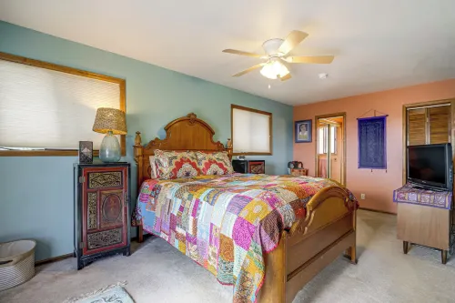 Incredible San Cristo Views! Florissant Retreat - Homestays