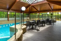 Airport Inn Manchester - piscina