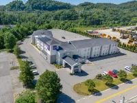 Sleep Inn & Suites Cross Lanes - South Charleston - Pools