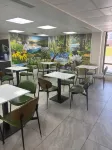 Clarion Pointe - breakfast