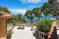 Seafront Collection - Bungalows and Villas - Ocean View