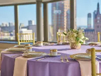 Hyatt Regency Milwaukee Hotels near Lakefront Trail