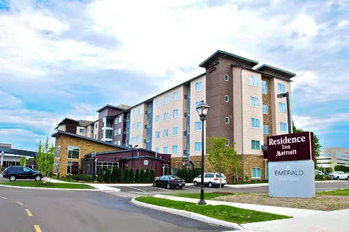 Residence Inn Cleveland Avon at the Emerald Event Center - 3-Star