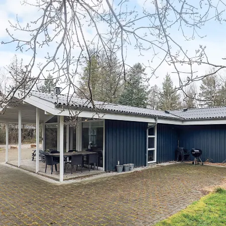 8 Person Holiday Home in Hadsund by Traum