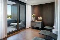 Amway Grand Plaza, Curio Collection by Hilton - spa