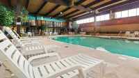 Crossroads Hotel & Event Center - parking