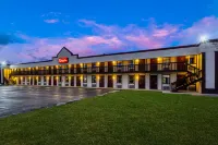 Red Roof Inn Scottsburg - Parkplatz