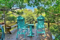 Canal-front Gem w/ Dock & Guest Home in Cortez! - Wifi