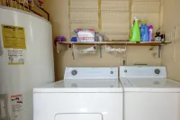 Atlanta Area Home w/ Yard: Great for Families! - 2 stelle