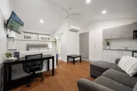 Aspen Karratha Village - parkir