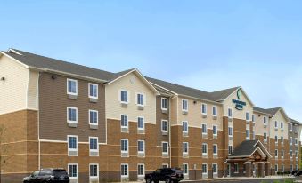 WoodSpring Suites Chicago Darien