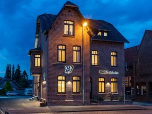 Best 10 Hotels Near Fahrrad Fachgeschäft Hajo Otten - Inh. Nils Dreier from  USD 72/Night-Leer for 2022 | Trip.com